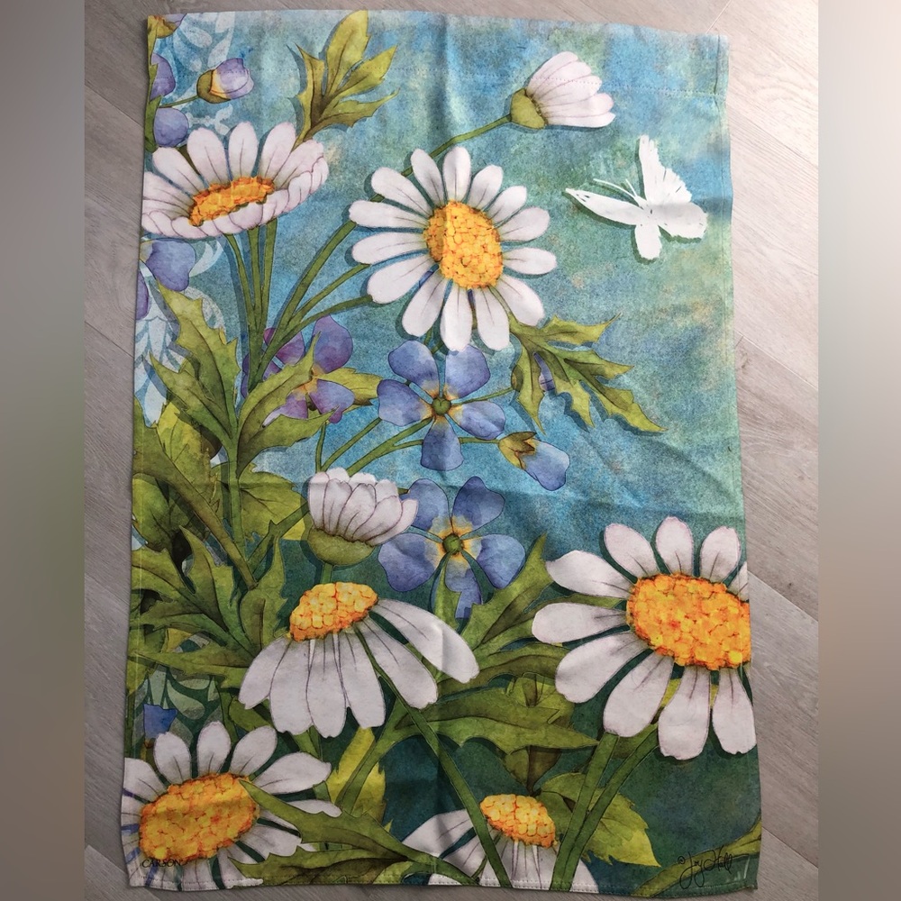 New Daisies & Butterfly Summer Flag